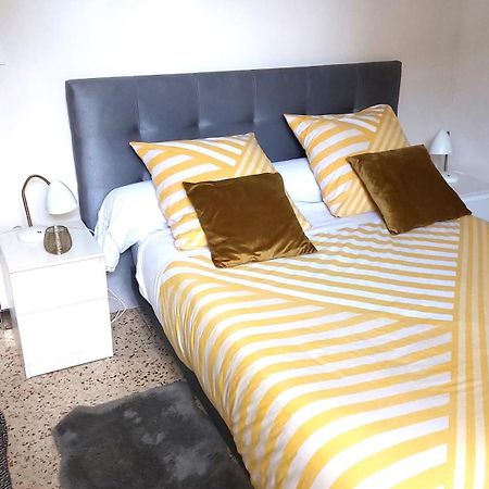 logement tout près du centre avec grand garage gratuit Nîmes Extérieur photo