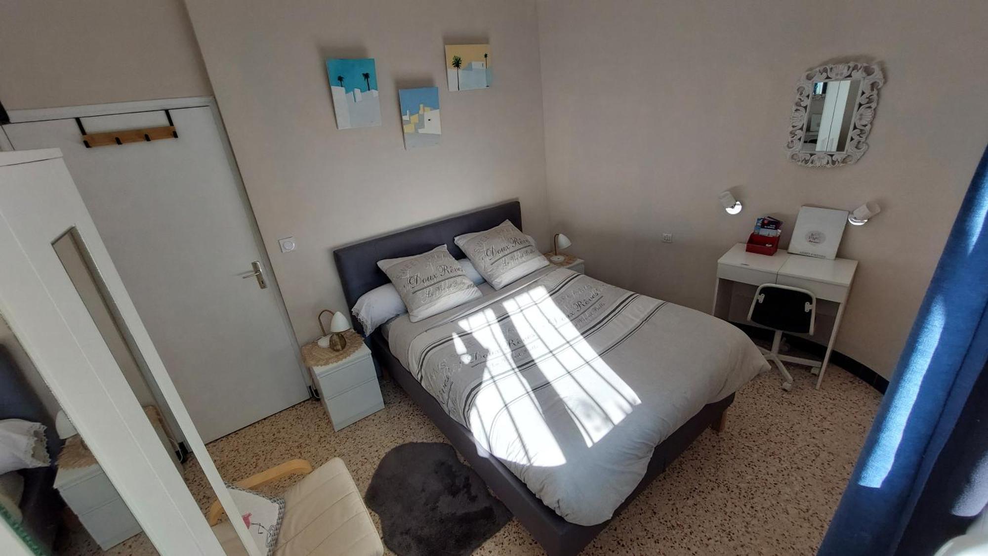 logement tout près du centre avec grand garage gratuit Nîmes Extérieur photo